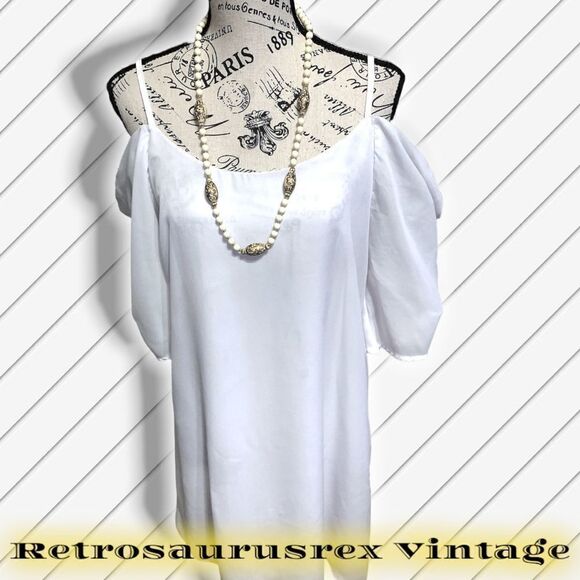 white Dress - Picture 2 of 7